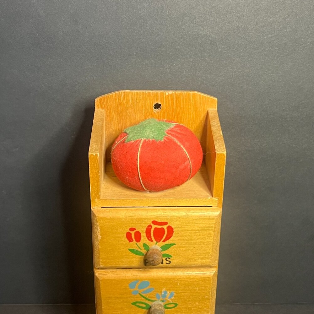 Vintage Hangable Wooden 3 Drawer Sewing Organizer w/ Pincushion Florida Souvenir - Picture 2 of 9